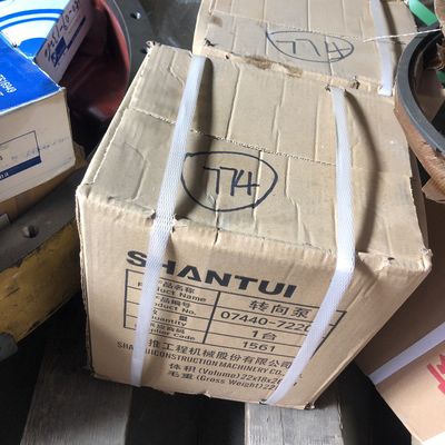 160HP   07440-72202	Steering Pump bulldozer parts