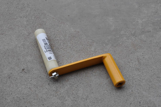 Glass Lifting Crank Wheel Loader Spare Parts  24C0037 Shaking Hands