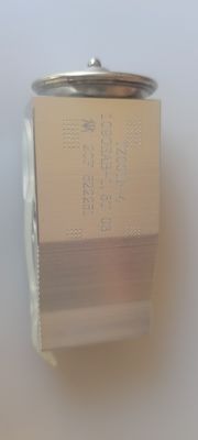 46C4702 Expansion Valve Wheel Loader Air Conditioner Expansion Valve Assembly