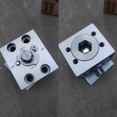 61C1303 Fuel Shutoff Solenoid For Excavator 924G、924H、928G、928H、930H Wheel Loader 924G、924H、928G、928H Grader 120H、120K、120M、12H