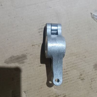 1-87618515 Intake Valve Rocker Arm For Excavator ZX240-3/5、SH240-5、SY235、SY265 Engine ZX240、SK330、CX240