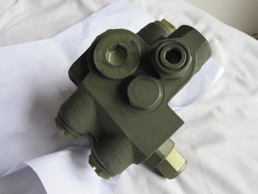 CLG862 CLG877 CLG888  Wheel Loader Engine Parts 13C0218 Charge Valve