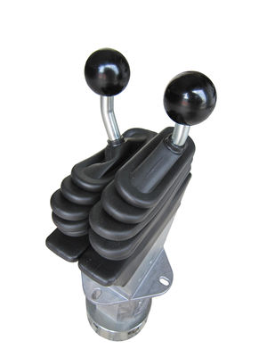 LGMC 4.91kg 12C0572 Pilot Control Valve Wheel Loader Spare Parts