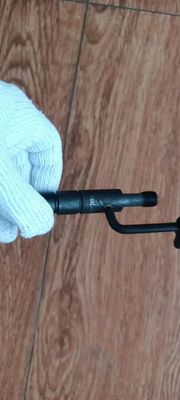 4D32ZT31-22000 		Fuel injector for wheel forklift