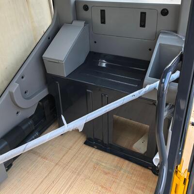 47C5707 Cab For LIUGONG Excavator CLG952E CLG927E CLG937EHD