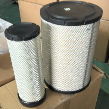 5675493 Filtro d'aria principale per il caricatore a rotazione S130、S150、S160、S175、S530、S550、S570、S590、T140、T180、T190、T200